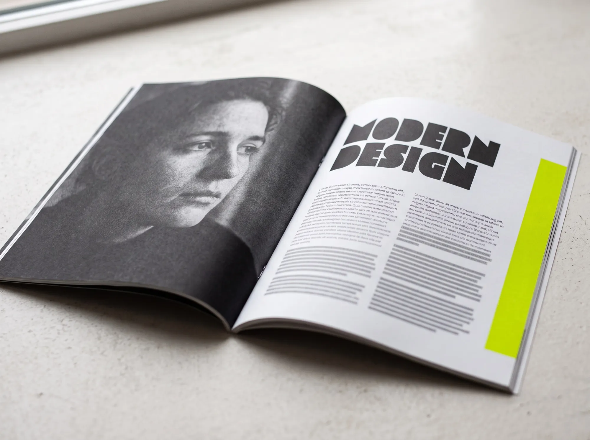 Platzhalterbild: aufgeschlagene Magazin-Doppelseite